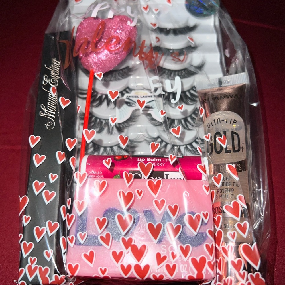DATE NIGHT bundle - Picture 2 of 2